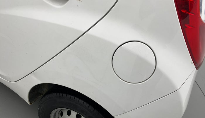2013 Hyundai Eon ERA +, Petrol, Manual, 49,951 km, Left quarter panel - Slightly dented