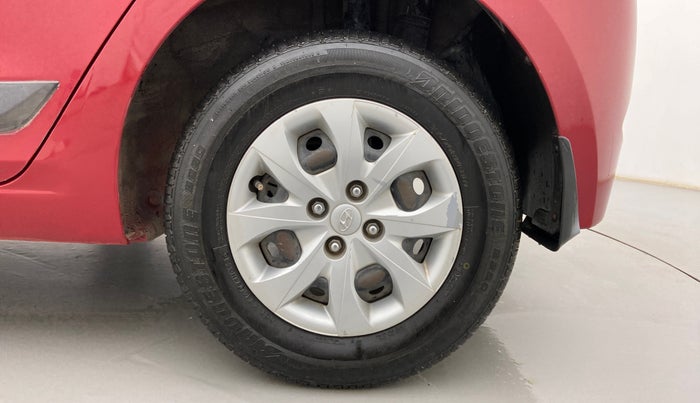 2017 Hyundai Elite i20 SPORTZ 1.2, Petrol, Manual, 82,944 km, Left Rear Wheel