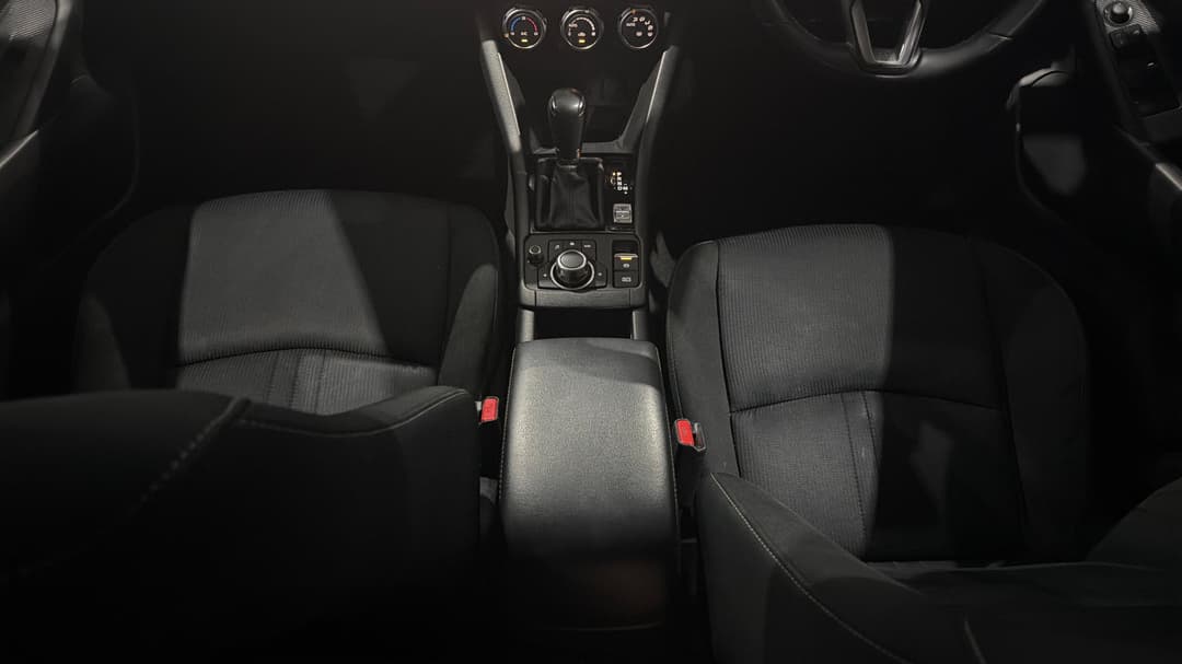 2018 Mazda CX-3 Maxx Sport (FWD), Automatic, 118673 km, Center Console