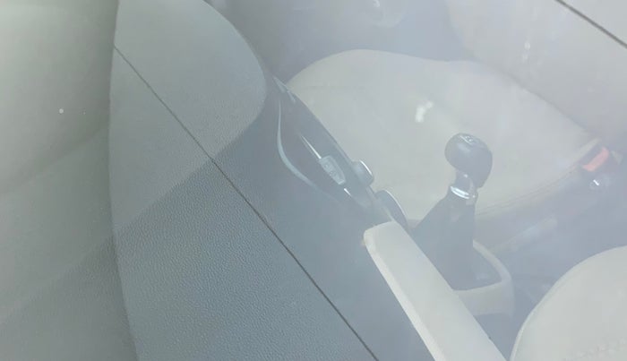 2015 Hyundai Grand i10 ASTA 1.2 KAPPA VTVT, Petrol, Manual, 87,873 km, Front windshield - Minor spot on windshield