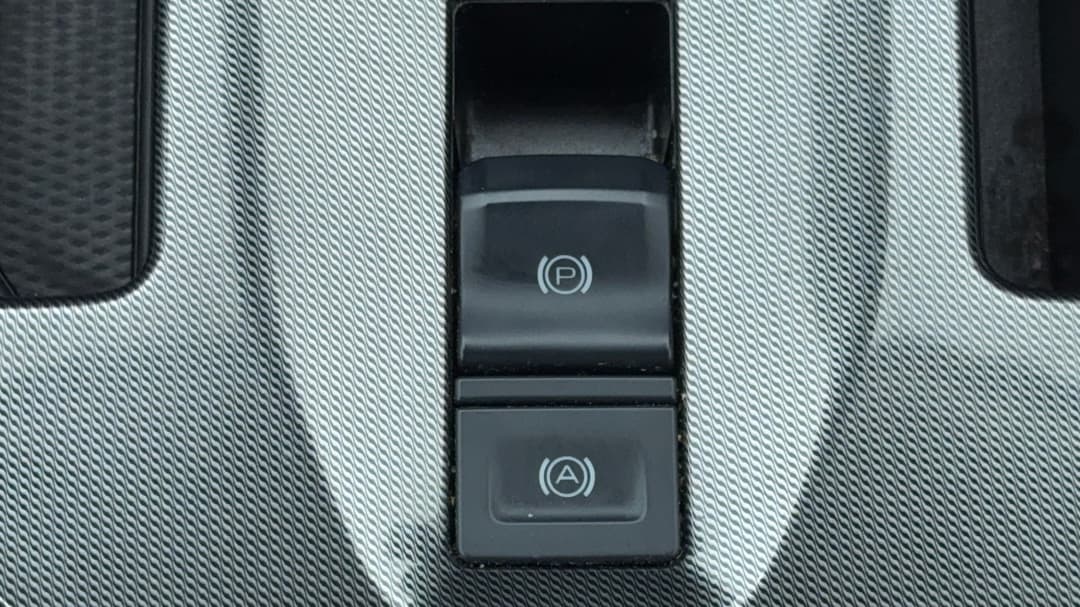 2022 GWM Haval Jolion Ultra, Automatic, 70863 km, Handbrake