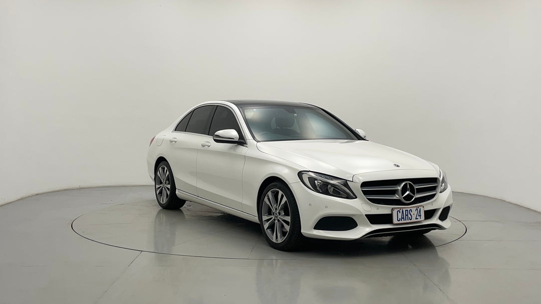 Right Front Diagonal (45- Degree) View