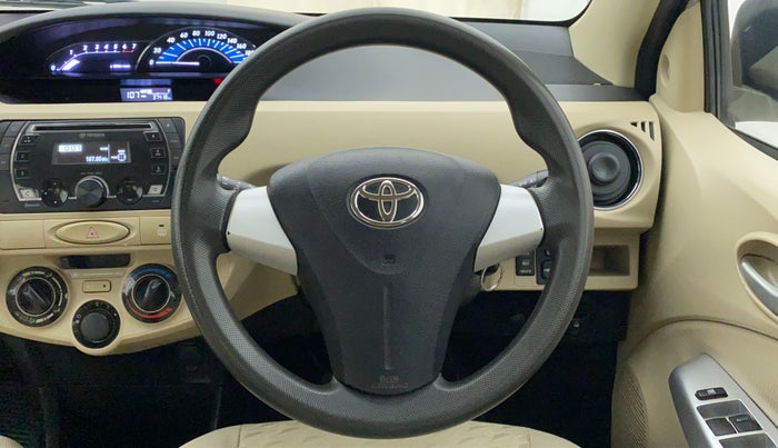 2017 Toyota Etios Liva V, Petrol, Manual, 37,402 km, Steering Wheel Close-up