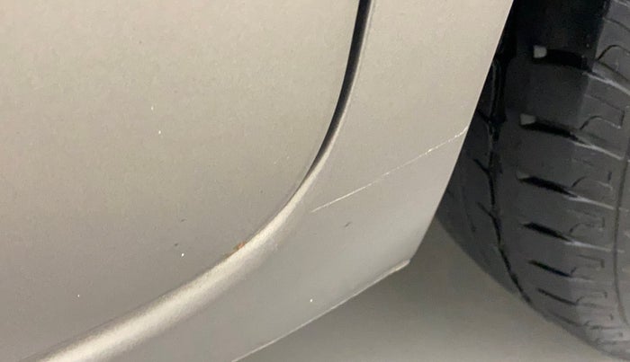 2016 Datsun Go T, Petrol, Manual, 30,169 km, Left running board - Minor scratches