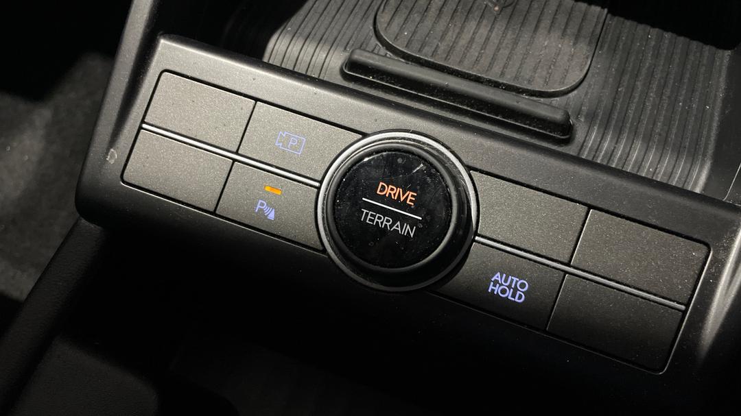 2023 Hyundai Kona N Line, Automatic, 21450 km, Utility Switches/Buttons