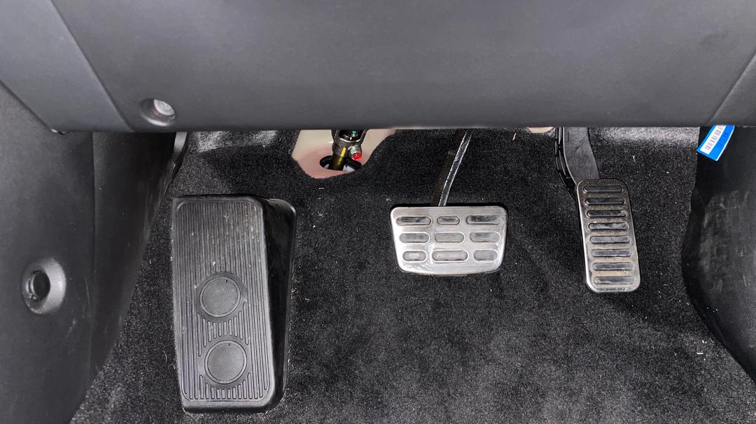 2023 Hyundai Kona N Line, Automatic, 21450 km, Pedals and Footmat