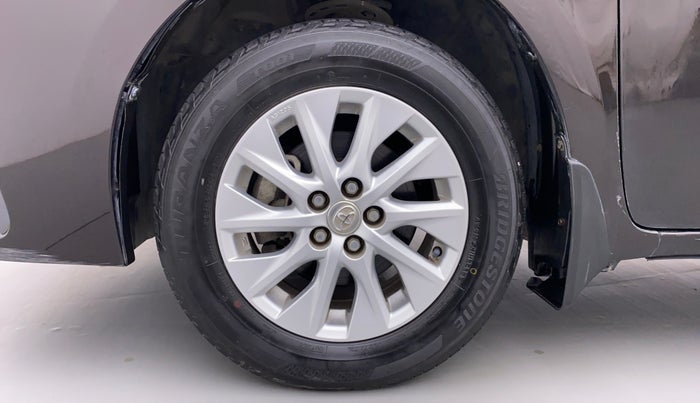 2017 Toyota Corolla Altis G, Petrol, Manual, 41,239 km, Left Front Wheel