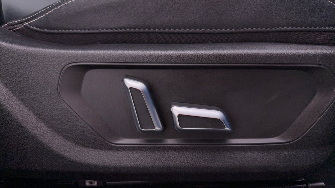 2022 GWM Haval Jolion Lux, Automatic, 68604 km, Drivers Side Adjustment Panel