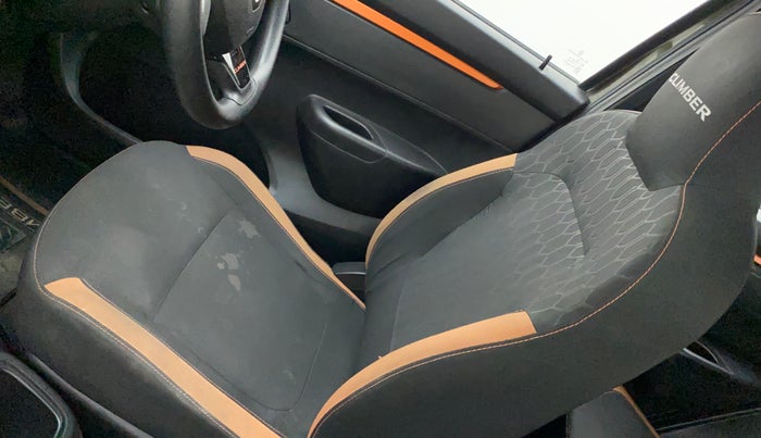2018 Renault Kwid CLIMBER 1.0 AMT, Petrol, Automatic, 26,461 km, Driver seat - Cover slightly stained