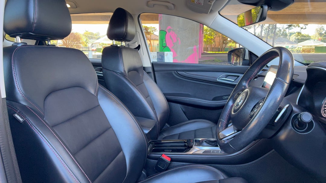 2020 MG HS Excite, Automatic, 62760 km, Right Side Front Door Cabin View