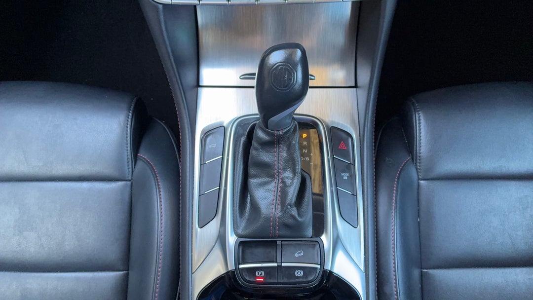 2020 MG HS Excite, Automatic, 62760 km, Gear Lever 