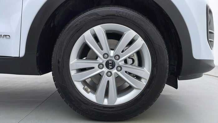 KIA SPORTAGE-Right Front Tyre