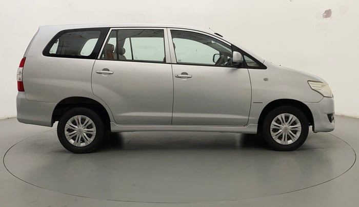 2012 Toyota Innova 2.5 GX 8 STR, Diesel, Manual, 1,13,151 km, Right Side