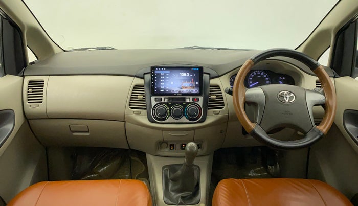 2012 Toyota Innova 2.5 GX 8 STR, Diesel, Manual, 1,13,151 km, Dashboard