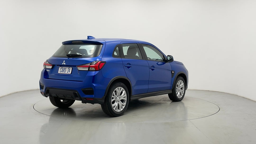 Right Back Diagonal (45- Degree) View