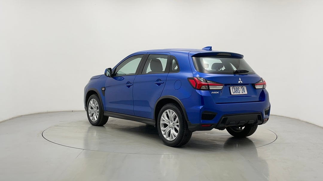 Left Back Diagonal (45- Degree) View