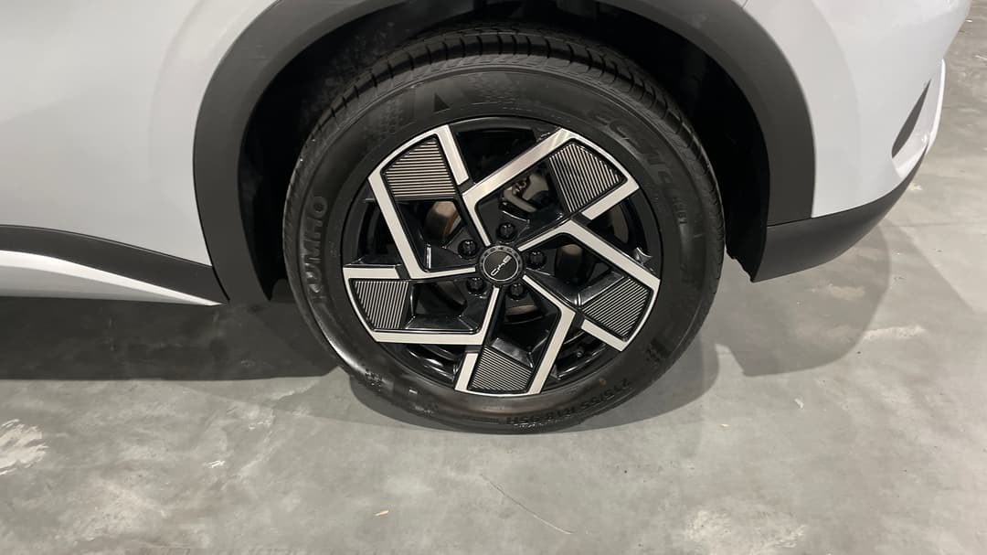2023 Byd Atto 3 Extended Range, Automatic, 35715 km, Left Rear Wheel