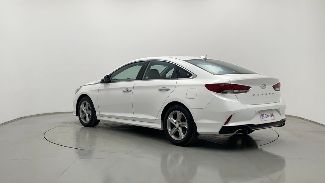 Left Back Diagonal (45- Degree) View