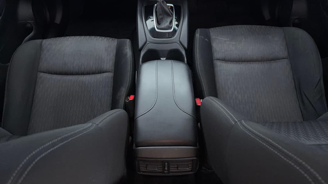 2019 Nissan X-trail St (2WD), Automatic, 126667 km, Center Console