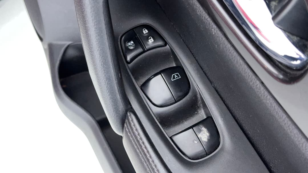 2019 Nissan X-trail St (2WD), Automatic, 126667 km, Drivers Side Door Panel Controls