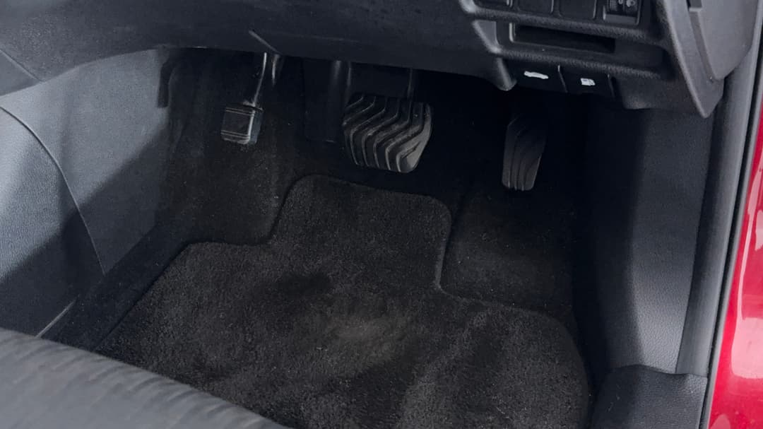 2019 Nissan X-trail St (2WD), Automatic, 126667 km, Pedals and Footmat