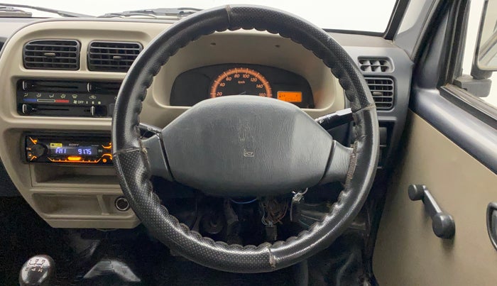 2017 Maruti Eeco 7 STR, Petrol, Manual, 60,941 km, Steering Wheel Close Up