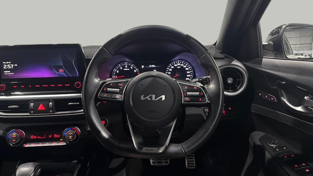 2023 Kia Cerato Gt, Automatic, 29088 km, Steering Wheel Close-up