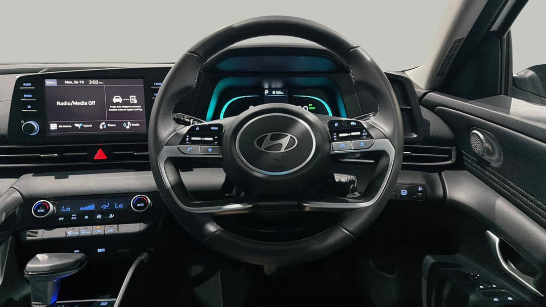 2025 Hyundai i30 Hev 1.6p Dct, Automatic, 22554 km, Steering Wheel Close-up