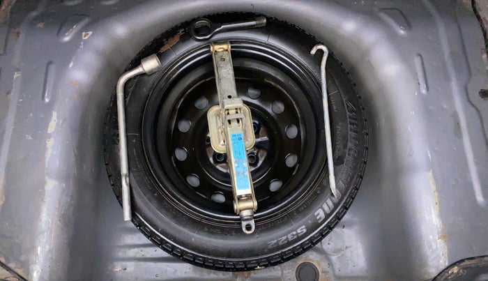 2018 Hyundai Eon SPORTZ, Petrol, Manual, 45,136 km, Spare Tyre