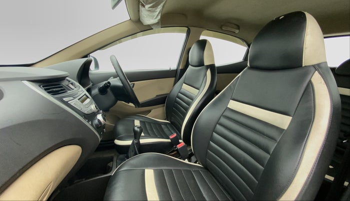 2018 Hyundai Eon SPORTZ, Petrol, Manual, 45,136 km, Right Side Front Door Cabin