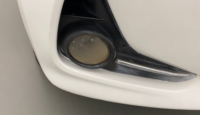 2018 Hyundai Grand i10 MAGNA U2 1.2 CRDI, Diesel, Manual, 1,13,084 km, Right fog light - Not working