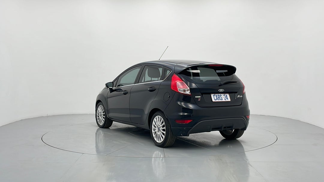 Left Back Diagonal (45- Degree) View