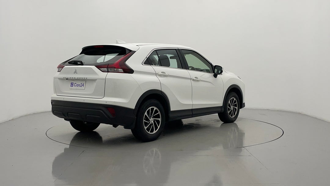 Right Back Diagonal (45- Degree) View