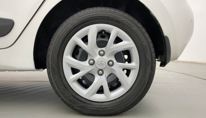 2017 Hyundai Grand i10 SPORTZ O 1.2, Petrol, Manual, 49,965 km, Left Rear Wheel