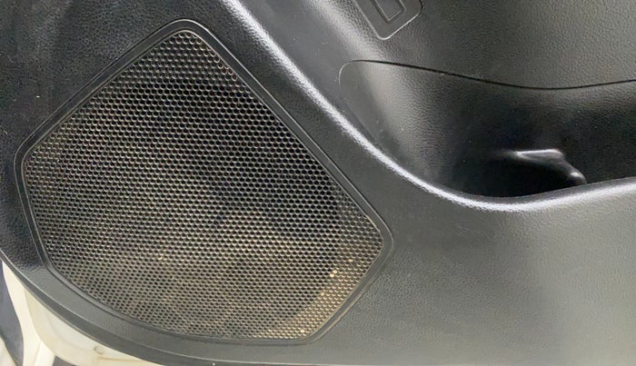 2019 Maruti Swift LXI, CNG, Manual, 81,694 km, Speaker