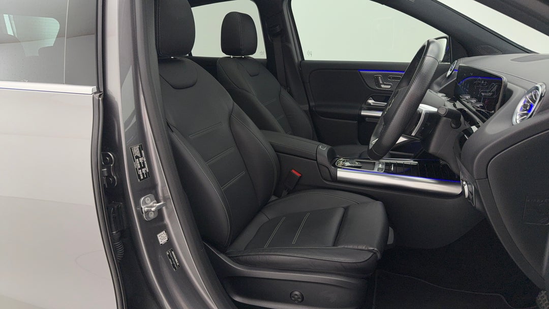 2024 Mercedes-benz GLA 250 4matic (mhev), Automatic, 9439 km, Right Side Front Door Cabin View