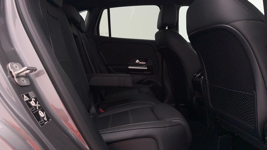 2024 Mercedes-benz GLA 250 4matic (mhev), Automatic, 9439 km, Right Side Rear Door Cabin View