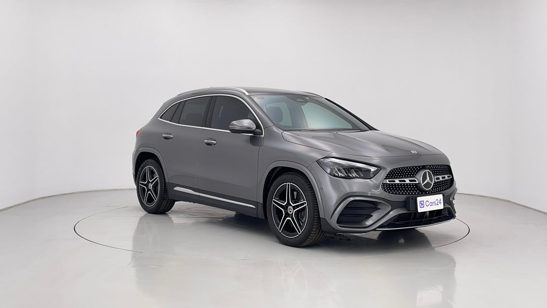 2024 Mercedes-benz GLA 250 4matic (mhev), Automatic, 9439 km, Right Front Diagonal (45- Degree) View
