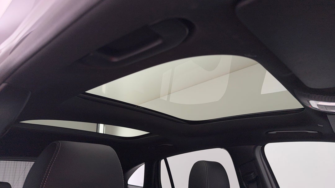 2024 Mercedes-benz GLA 250 4matic (mhev), Automatic, 9439 km, Interior Sunroof/Moonroof