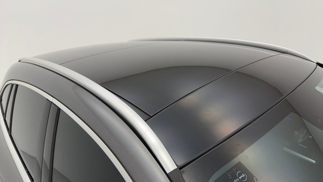 2024 Mercedes-benz GLA 250 4matic (mhev), Automatic, 9439 km, Roof/Sunroof View