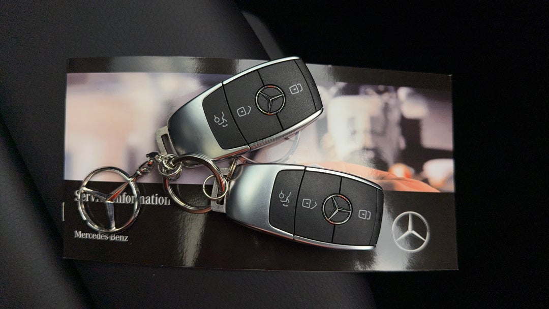 2024 Mercedes-benz GLA 250 4matic (mhev), Automatic, 9439 km, Key Close-up