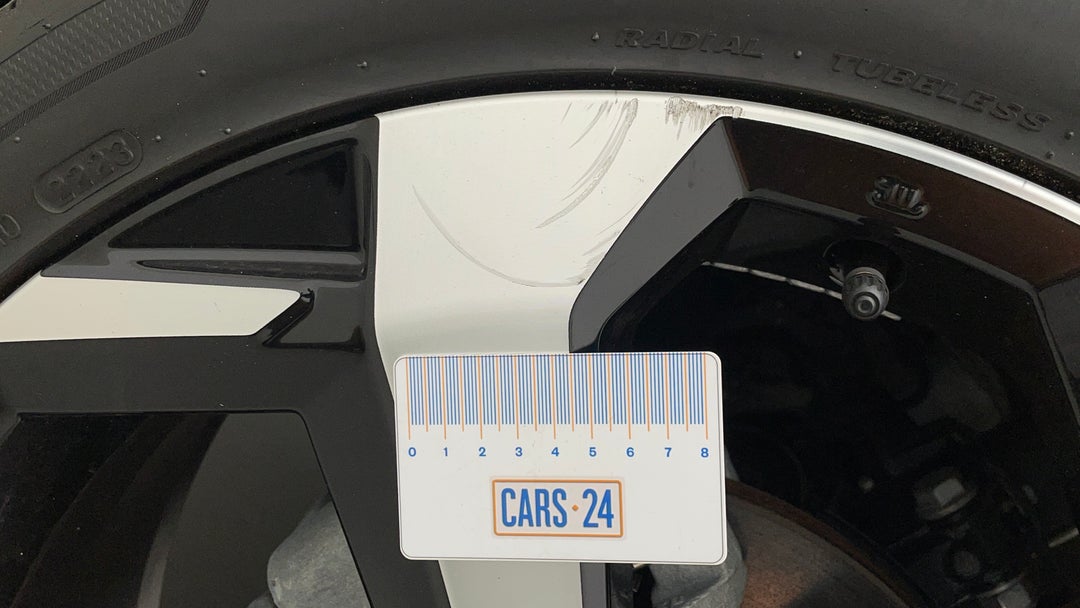 Wheels Rim Front LHS Scratch