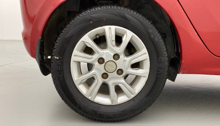 2016 Tata Tiago XZ 1.2 REVOTRON, Petrol, Manual, 97,122 km, Right Rear Wheel