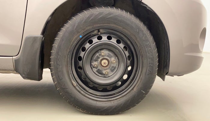 2016 Maruti Celerio ZXI AMT, Petrol, Automatic, 58,198 km, Right Front Wheel