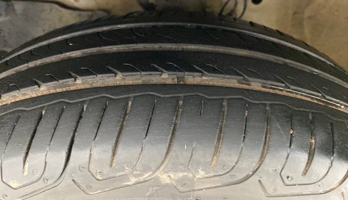 2018 Honda Jazz 1.2 V MT, Petrol, Manual, 54,834 km, Left Front Tyre Tread