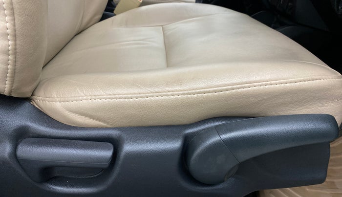 2018 Honda Jazz 1.2 V MT, Petrol, Manual, 54,834 km, Driver Side Adjustment Panel