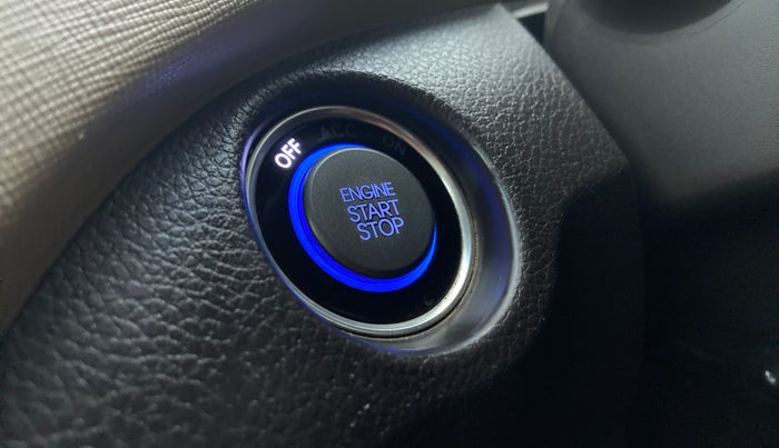 2014 Hyundai Santa Fe 4WD AT, Diesel, Automatic, 73,735 km, Keyless Start/ Stop Button