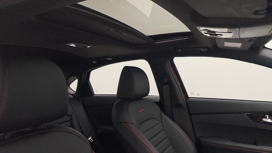 2022 Kia Cerato Gt, Automatic, 3643 km, Interior Sunroof/Moonroof