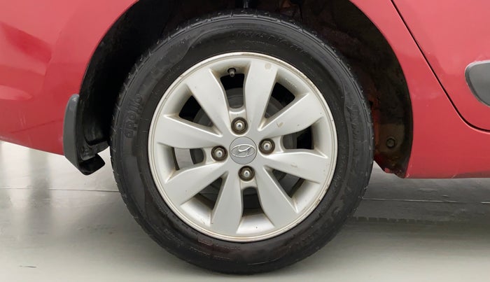 2017 Hyundai Xcent SX 1.2, Petrol, Manual, 55,606 km, Right Rear Wheel
