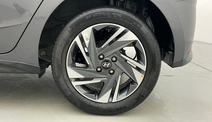 2021 Hyundai NEW I20 ASTA (O) 1.2 MT, Petrol, Manual, 2,966 km, Left Rear Wheel